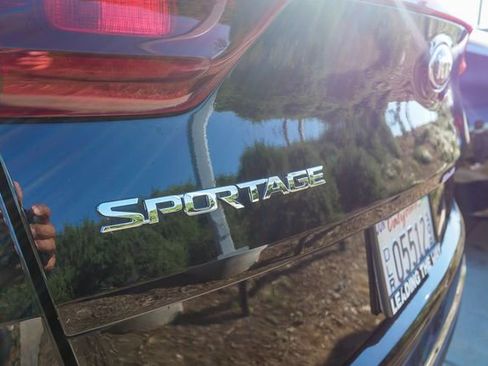 Certified 2022 Kia Sportage LX image 12