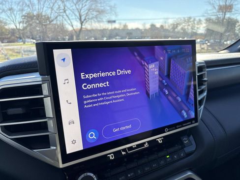 Used 2024 Toyota Sequoia Platinum image 23