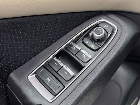 Used 2021 Subaru Ascent Touring image 23