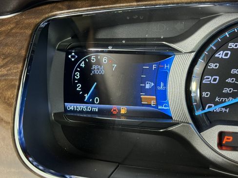 Used 2018 Ford Taurus Limited FWD image 18