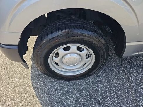 Used 2021 Ford F150 XL RWD image 11