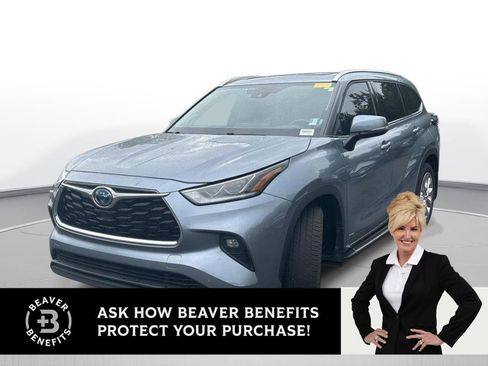 Used 2023 Toyota Highlander Limited AWD/4WD image 1