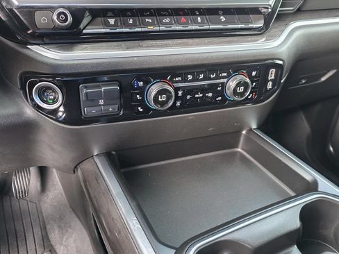 Used 2024 Chevrolet Silverado 2500 LTZ w/ LTZ Plus Package AWD/4WD image 15