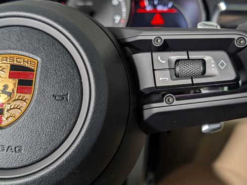 New 2026 Porsche Macan image 36