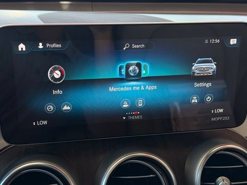 Used 2022 Mercedes-Benz GLC 300 image 29