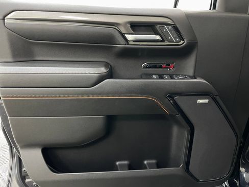 Certified 2022 GMC Sierra 1500 AT4 w/ AT4 Premium Package AWD/4WD image 31