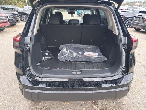 New 2026 Nissan Rogue SV AWD/4WD image 24