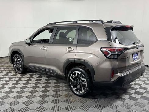 Certified 2025 Subaru Forester Limited AWD/4WD image 8