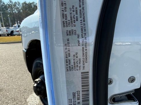 New 2026 RAM 3500 Tradesman image 30