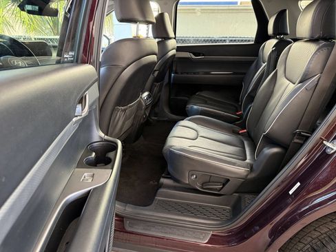 Used 2025 Hyundai Palisade SEL FWD image 34