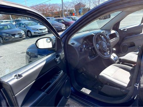 Used 2013 Jeep Compass Sport image 11