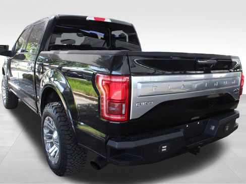 Used 2015 Ford F150 Platinum w/ Equipment Group 701A Luxury AWD/4WD image 13