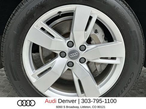 Used 2018 Audi Q5 2.0T Premium Plus w/ Premium Plus Package AWD/4WD image 10
