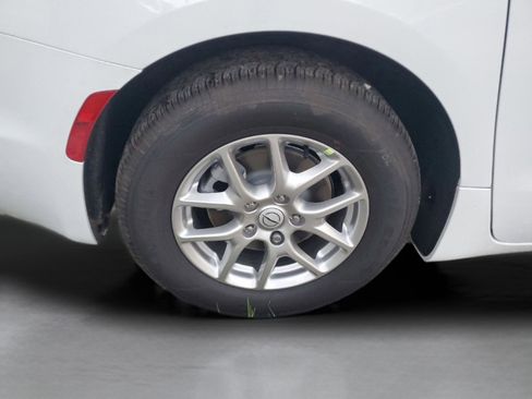 New 2026 Chrysler Voyager LX image 31