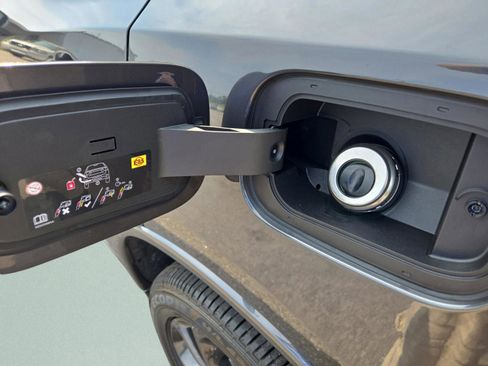 New 2025 Dodge Durango GT w/ Blacktop Package image 40