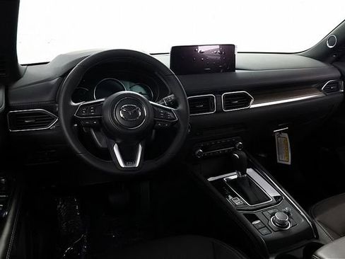 New 2025 MAZDA CX-5 Signature image 29