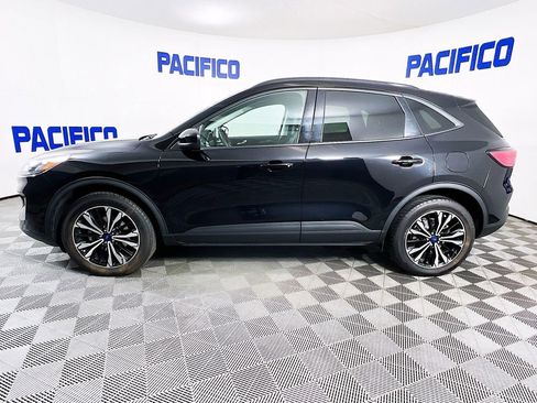 Used 2022 Ford Escape SEL w/ SEL Stealth AWD Package image 5