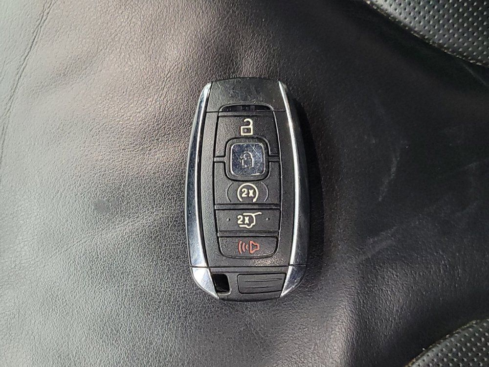 Used 2019 Lincoln MKC Select w/ Select Plus Package AWD/4WD image 32