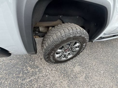 Certified 2025 GMC Sierra 1500 AT4X AWD/4WD image 40