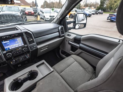 Used 2019 Ford F350 XLT w/ XLT Value Package image 25