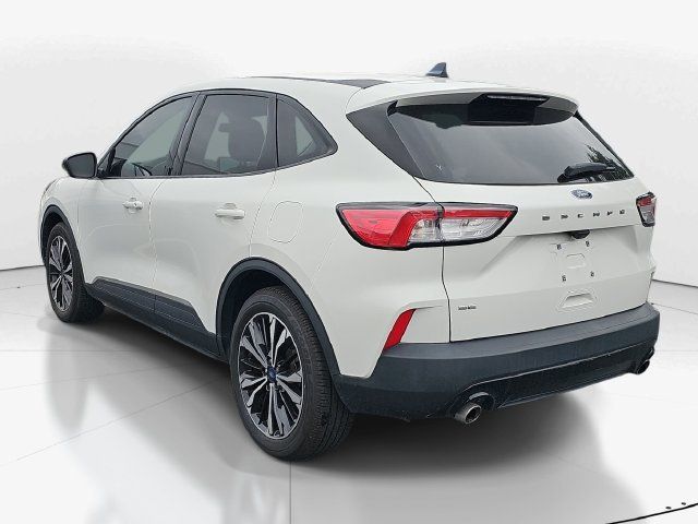 Used 2022 Ford Escape SE w/ SE Sport Appearance Package FWD image 5