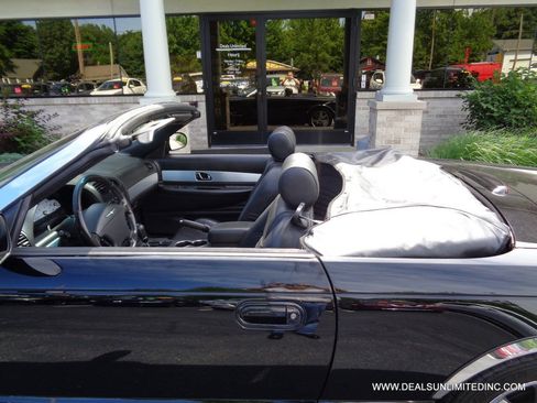 Used 2002 Ford Thunderbird RWD image 6