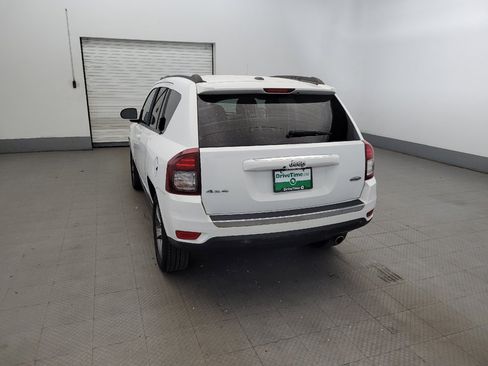 Used 2016 Jeep Compass High Altitude AWD/4WD image 6