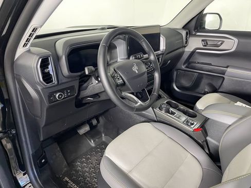Certified 2025 Ford Bronco Sport Badlands w/ Sasquatch Badlands Package AWD/4WD image 3