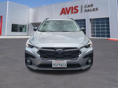Used 2025 Subaru Crosstrek 2.0i Premium AWD/4WD image 2