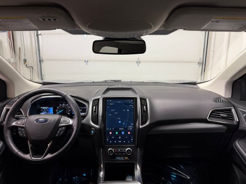 Certified 2021 Ford Edge Titanium w/ Equipment Group 301A AWD/4WD image 2