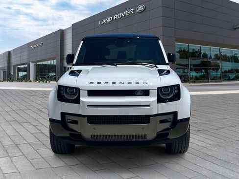 New 2026 Land Rover Defender 110 V8 AWD/4WD image 8