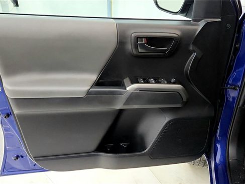 Certified 2023 Toyota Tacoma SR5 image 22