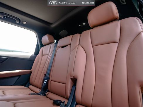 Used 2023 Audi Q7 3.0T Premium Plus AWD/4WD image 37