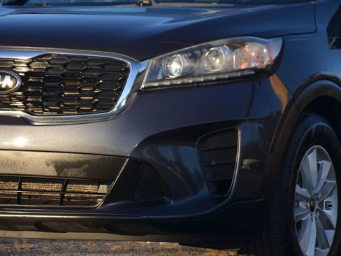 Used 2019 Kia Sorento LX w/ LX V6 Convenience Package image 36