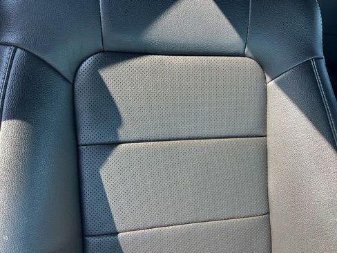 Used 2021 Ford Mustang Premium image 39