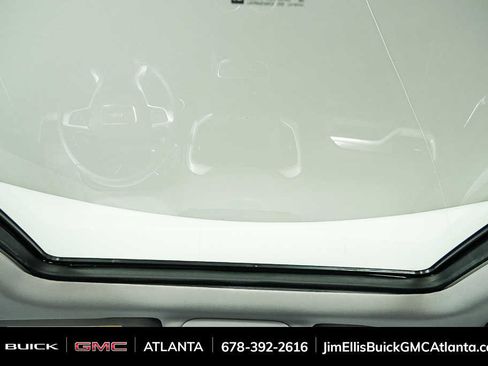 Used 2024 GMC Terrain SLE w/ Driver Convenience Package FWD image 20