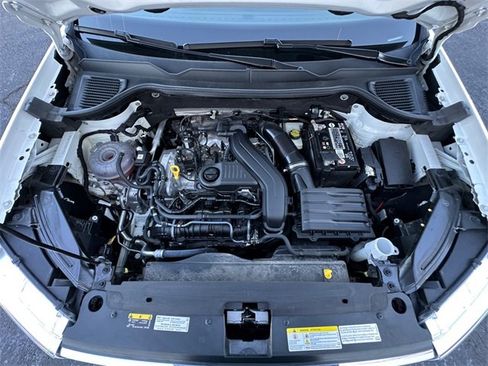 Used 2022 Volkswagen Taos SE image 30