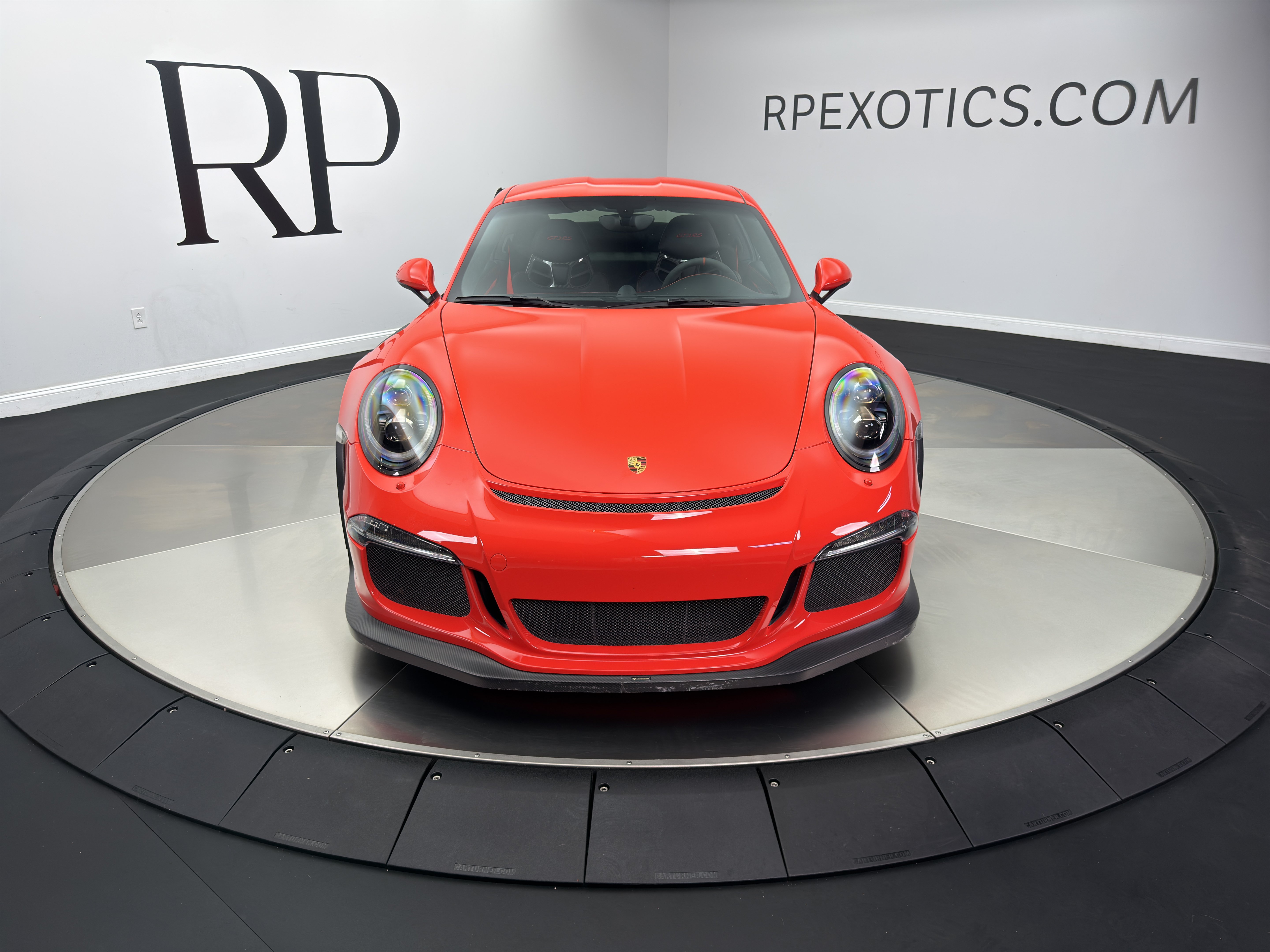 Used 2016 Porsche 911 GT3 RS RWD image 2