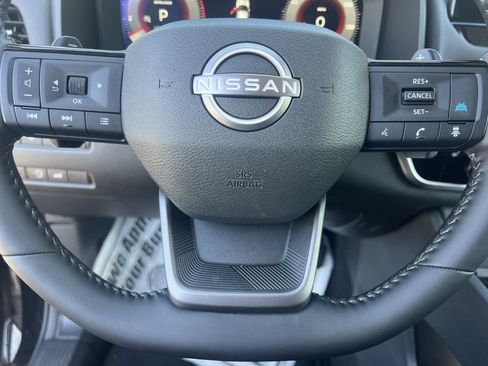 Certified 2026 Nissan Rogue SL AWD/4WD image 8