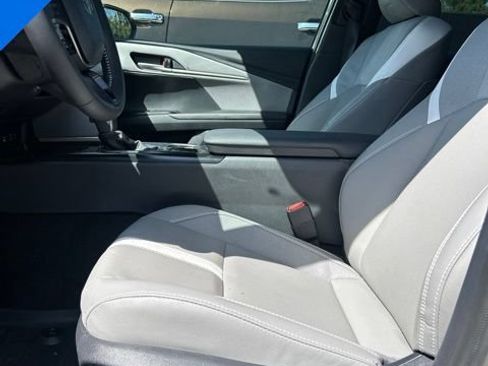 Used 2026 Toyota Camry SE w/ Multimedia Upgrade Package FWD image 7
