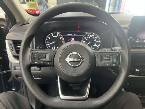 Used 2024 Nissan Rogue SV AWD/4WD image 22