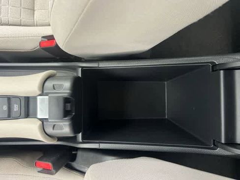 Certified 2024 Honda HR-V LX image 27
