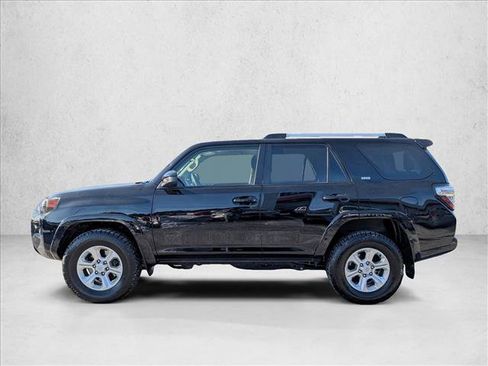 Used 2024 Toyota 4Runner SR5 image 9