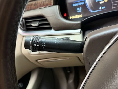 Used 2013 Cadillac XTS Platinum w/ Driver Assist Package FWD image 13