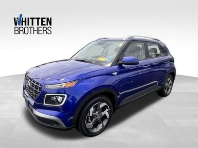 Used 2022 Hyundai Venue Limited w/ Cargo Package