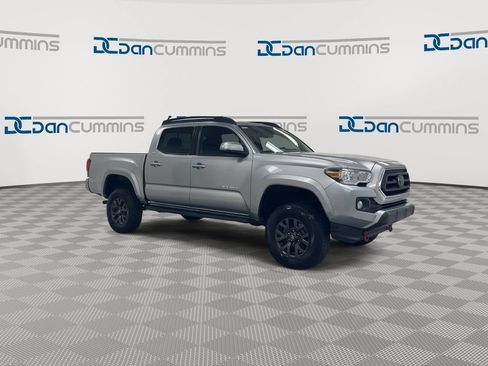 Used 2023 Toyota Tacoma SR5 w/ Technology Package AWD/4WD image 2