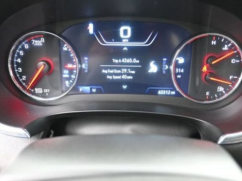 Used 2024 Chevrolet Malibu LT FWD image 10