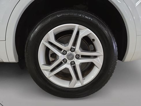 Used 2019 Audi Q5 2.0T Premium w/ Convenience Package AWD/4WD image 9