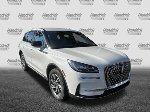 Used 2023 Lincoln Corsair FWD image 2