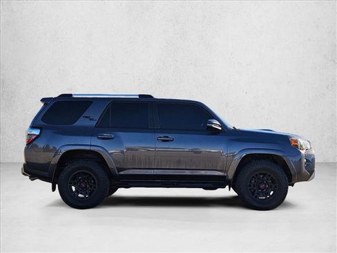 Used 2018 Toyota 4Runner TRD Off-Road Premium image 4